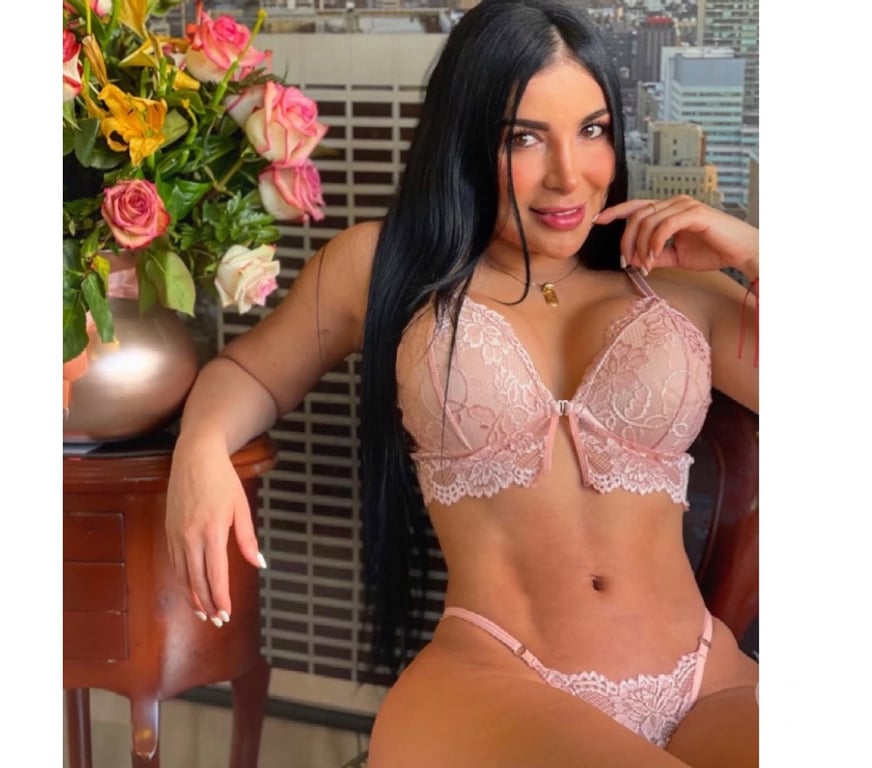 Escorts West London Hillingdon - Photos for SEXY NAUGHTY 🍑STRAP ON OWO FETISH PARTY GIRL💄