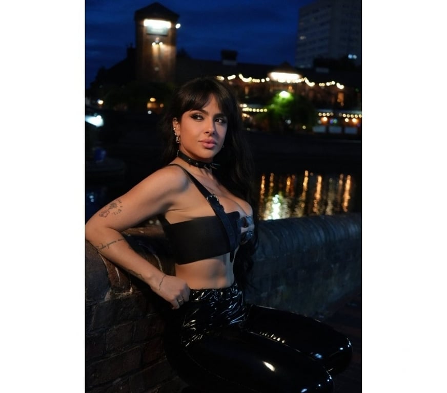 Escorts West Midlands Birmingham - Photos for Beautiful Brazilian Gabriela!! Hot Latina VIP experience!!