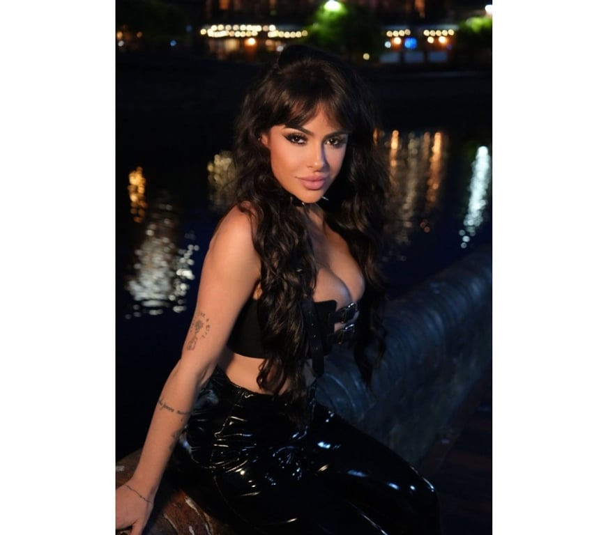 Escorts West Midlands Birmingham - Photos for Beautiful Brazilian Gabriela!! Hot Latina VIP experience!!