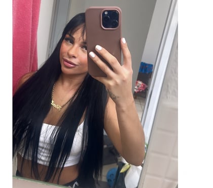  Escorts & Erotic Massage Worthing Town Centre Worthing - Photos for LAURA 🇧🇷 BIG ASS 🍑 I AM REAL 🥳 PARTY
