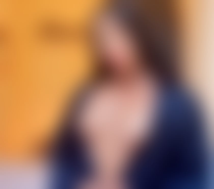 Escorts East London Canary Wharf - DLR Station - East London - Photos for Julia sweet party girl 🇧🇷🥰