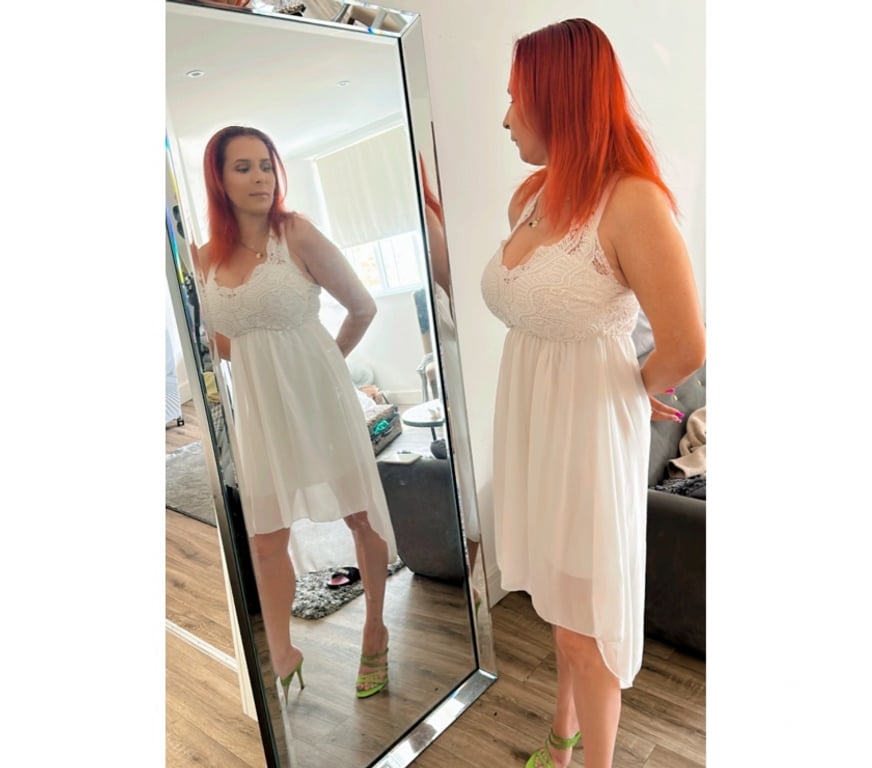 Escorts South East London Bromley - Photos for Hanna sweetheart just weeks 😘😘