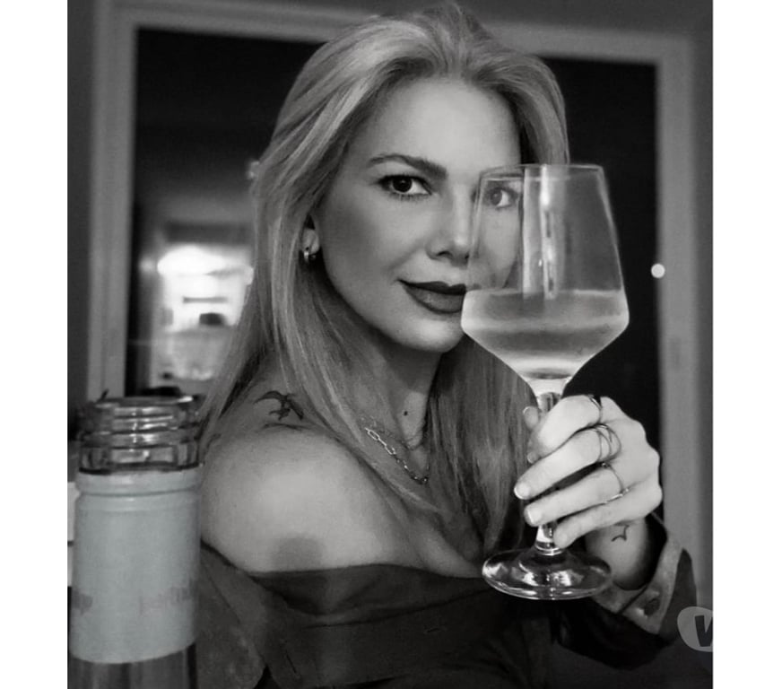 Escorts Central London Kensington and Chelsea - Photos for Livy from Brazil with German background