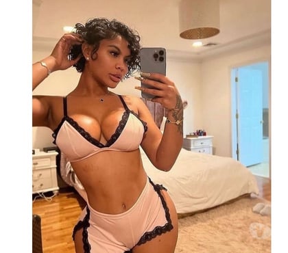 Curvy Escorts Hackney East London - Photos for 🌸 HOT & SENSUAL KLARA 🌸