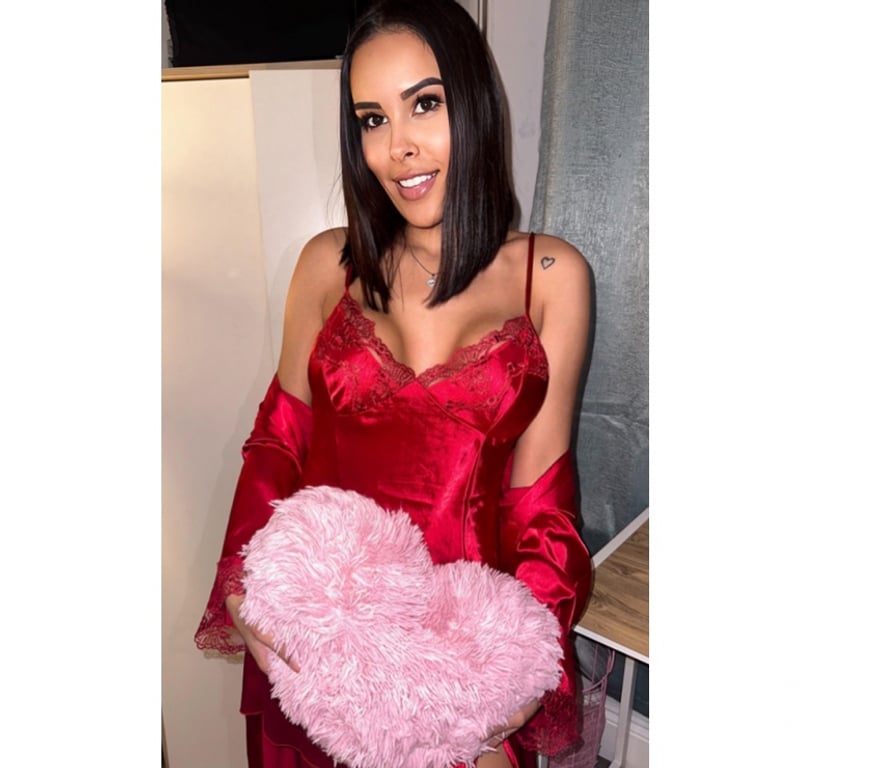 Escorts East London Canary Wharf - East London - Photos for ❤️‍🔥JULIA❤️‍🔥