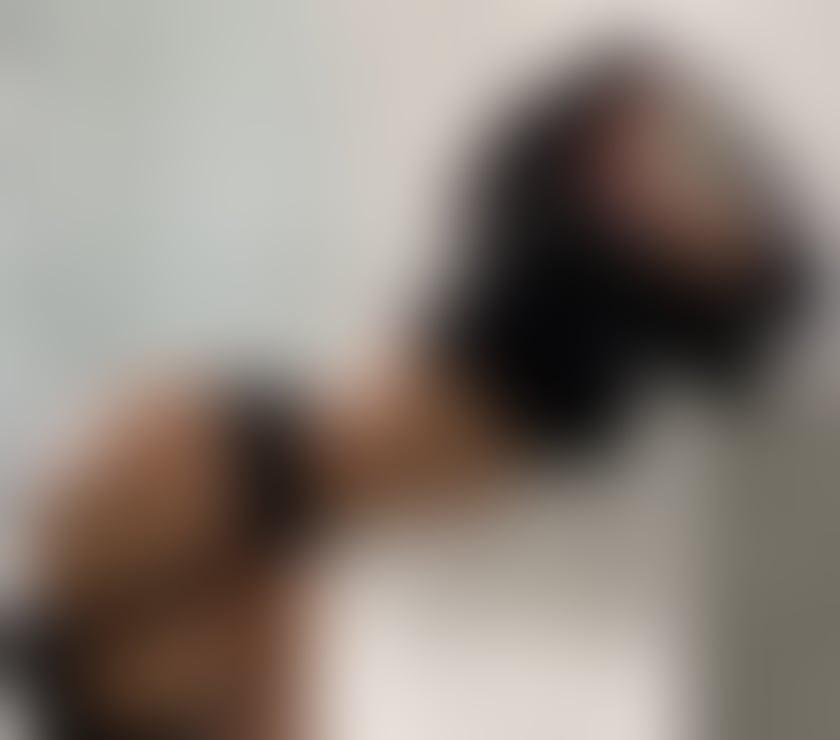 Escorts South East London Croydon - Photos for LESLY BEATIFULL PARTY 🥳