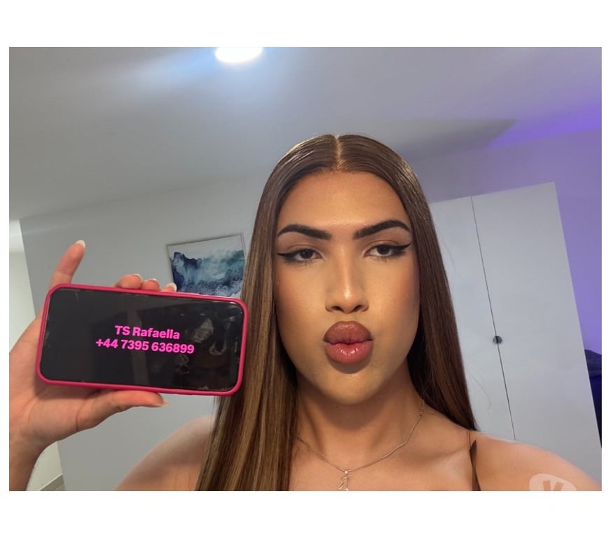 Trans Escorts West Midlands Wolverhampton - Photos for Raffaela Young Sexy Brazilian 🫦🔥