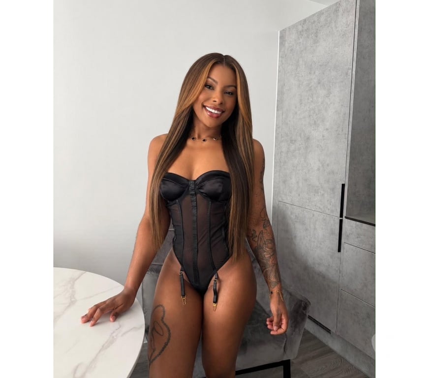 Escorts Kent Medway - Kent - Photos for Brazilian real girl GFE. Ruby