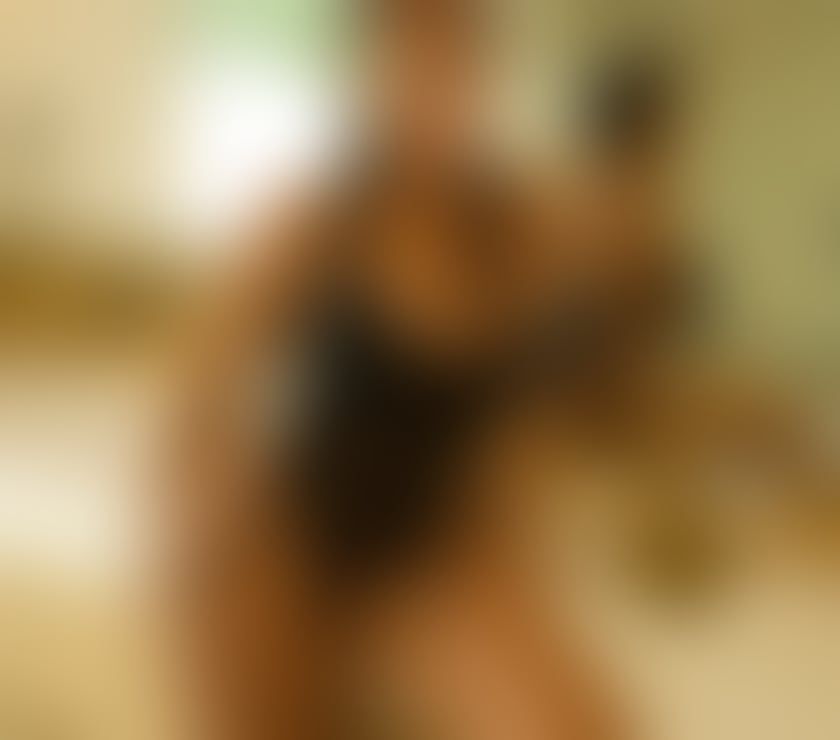 Escorts Ealing Southall - Ealing - Photos for Sami Colombiana NEW IN TOWN🌹GFE PARTY 🎉
