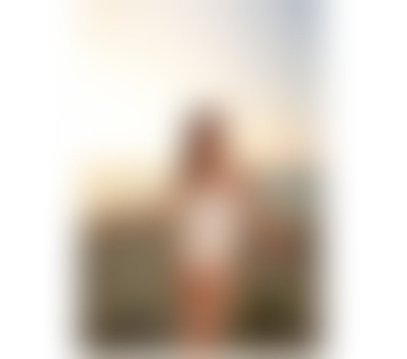 Escorts Essex Harlow - Photos for Thai Model TS Emily