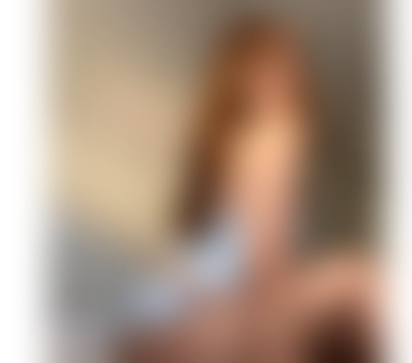Escorts Gloucestershire Cheltenham - Photos for Sophisticated Attractive Transsexual Thai Massage