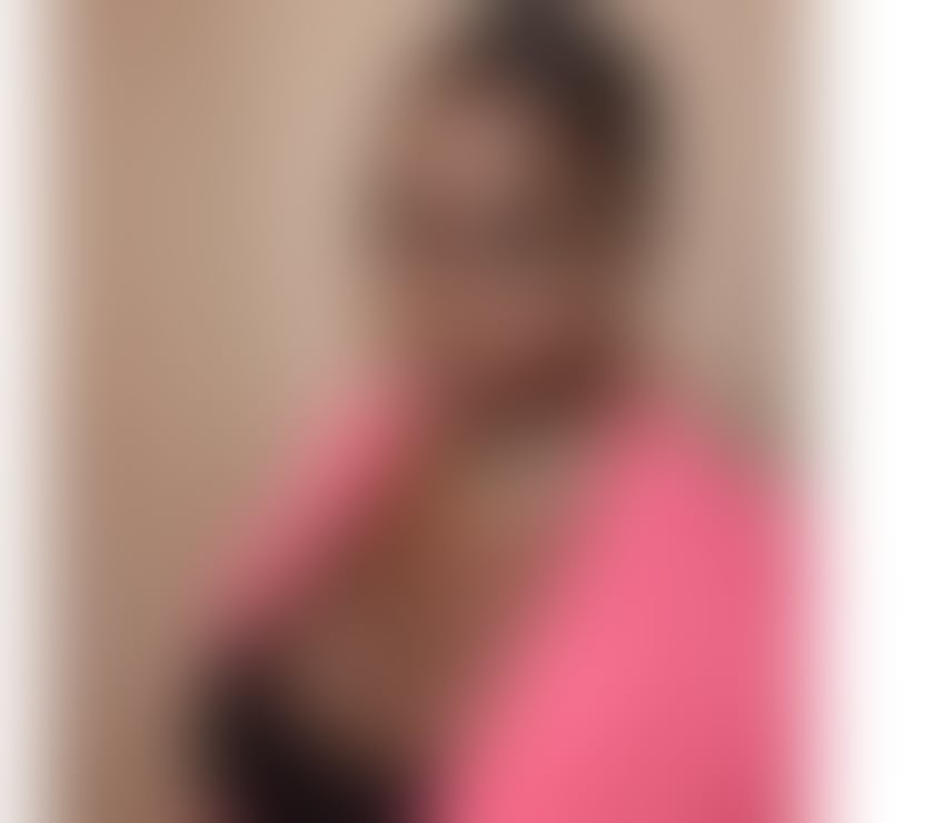 Luxurious Ebony Massage Therapist