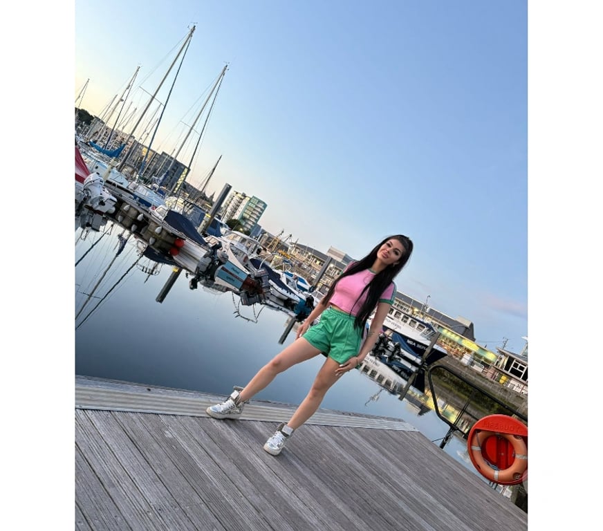 Escorts Hampshire Basingstoke and Deane - Photos for EMILY💯 BRUNETTE💯GFE💥