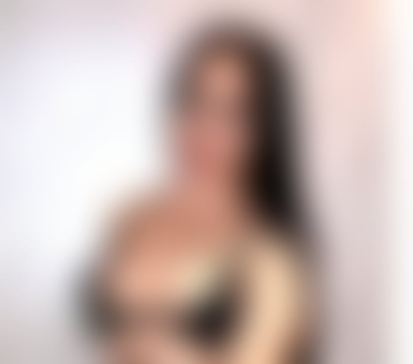 Photos for 💕Hi I'm Belle Real pics Best service 💋