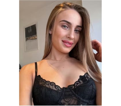 Photos for 💕Hi I'm Belle Real pics girl Best service 💋