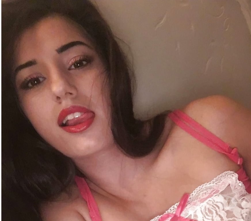 Adult Entertainment East London Bethnal Green - East London - Photos for British Pakistani xContent available! x