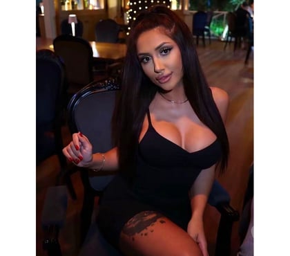 Escorts and Massages Leicester City Centre Leicester - Photos for AM NEW IN YOUR TOWN INN&OUT CALL ME😍PARTY
