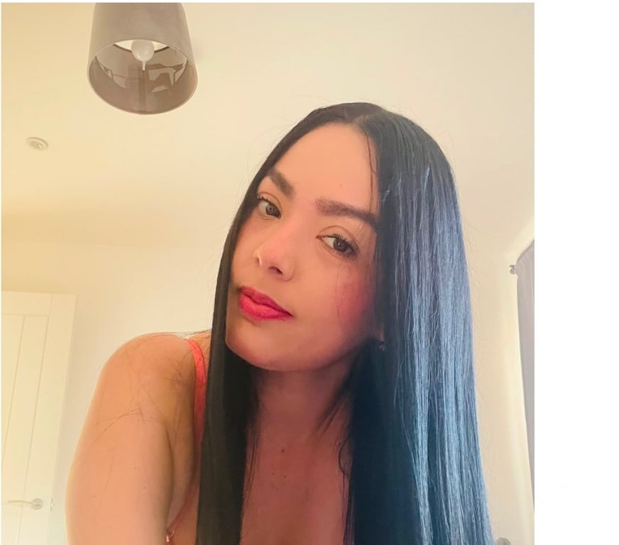 Escorts West London Hanwell - West London - Photos for TOP EXCORT IN HANWELL ❤️ GOOD SERVICE 🎉