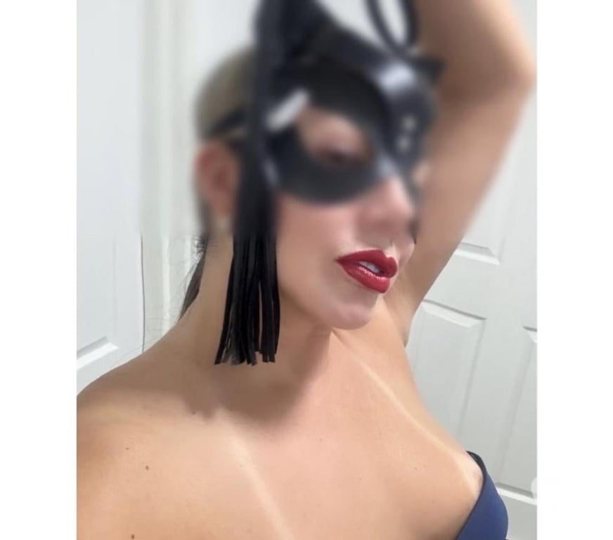 Escorts South West London Battersea - South West London - Photos for THE BEST MASSAGE OF THE WORLD WITH MICHELLE FERRARI