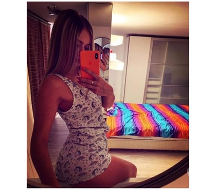 Escorts Greenwich South East London - Photos for AMYRA SWEET PETITE GIRL ONLY OUTCALL CALL ME NOW