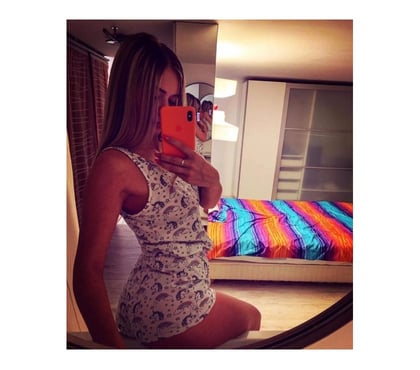  Escorts & Erotic Massage Woolwich Arsenal East London - Photos for Amyra sweet petite new girl only outcall call me now