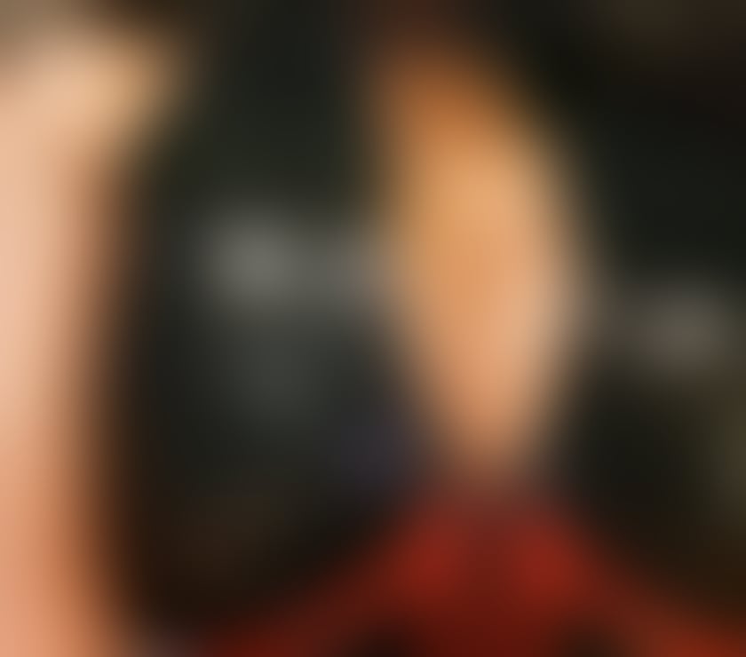 Escorts Tyne and Wear Sunderland - Photos for Allure K,Busty Mature Elegant Lady