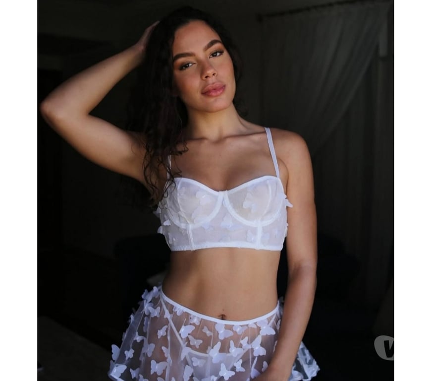 Escorts East London Canning Town - East London - Photos for CURLY HAIR 🇧🇷 LAST WEEK HERE 😍