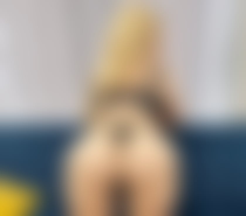 Escorts West Midlands Birmingham - Photos for CARLA VERY PARTY 🥂🍾 BEST A LEVELS 🍑