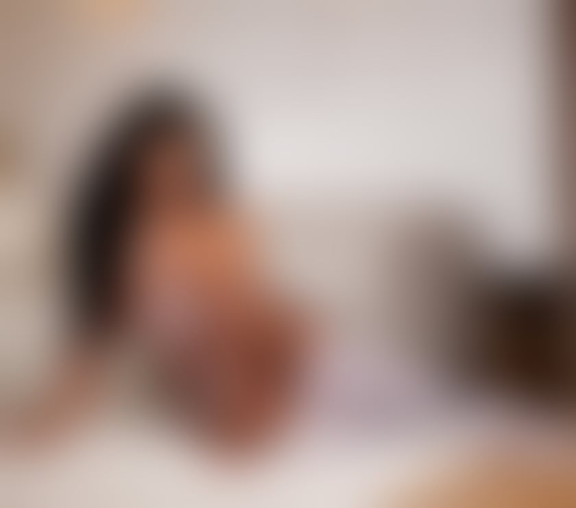 Transsexual Escorts Bristol City Centre Bristol - Photos for Lais Pau Grande Agora