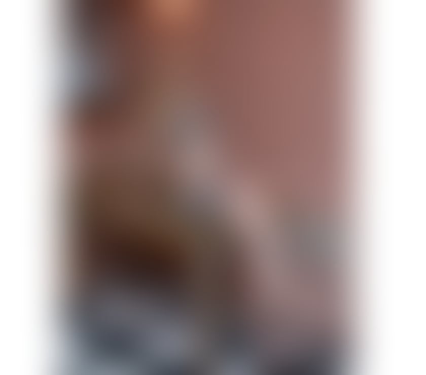 Escorts London Bridge Station Central London - Photos for Petite celtic bombshell