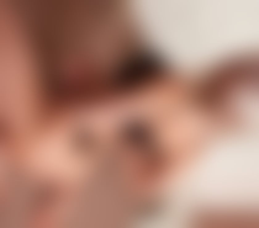 New in town sexy blonde Latino Vicky 🔥 party 🥂