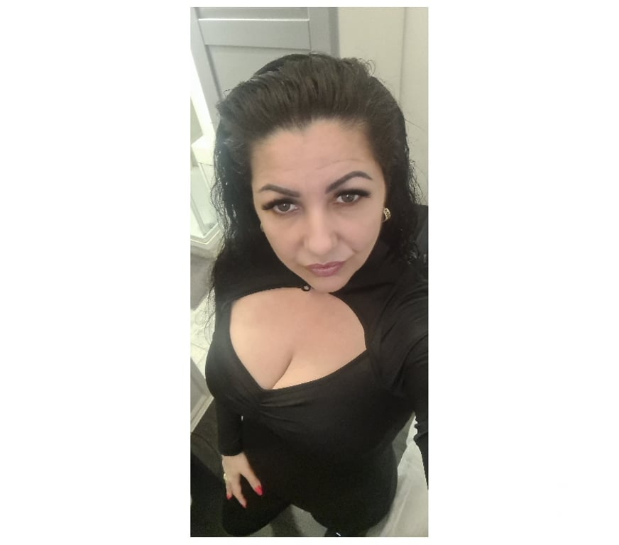 Escorts North London Finsbury Park - North London - Photos for Milf Kelly sexy big natural breasts 💋💋💋