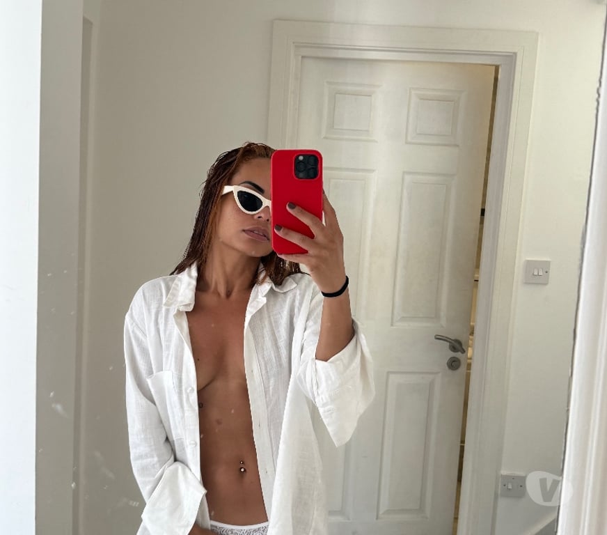 Escorts Oxfordshire Oxford - Photos for 👙LIA BRAZILIAN🇧🇷🍾GFE&FUN🥂