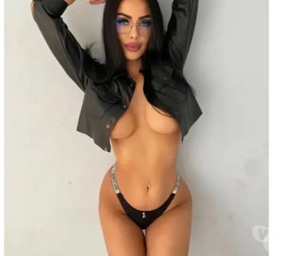 Escort Woking Town Centre Woking - Photos for Eva,love party and staff