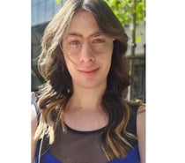 Young trans girl at your service ~