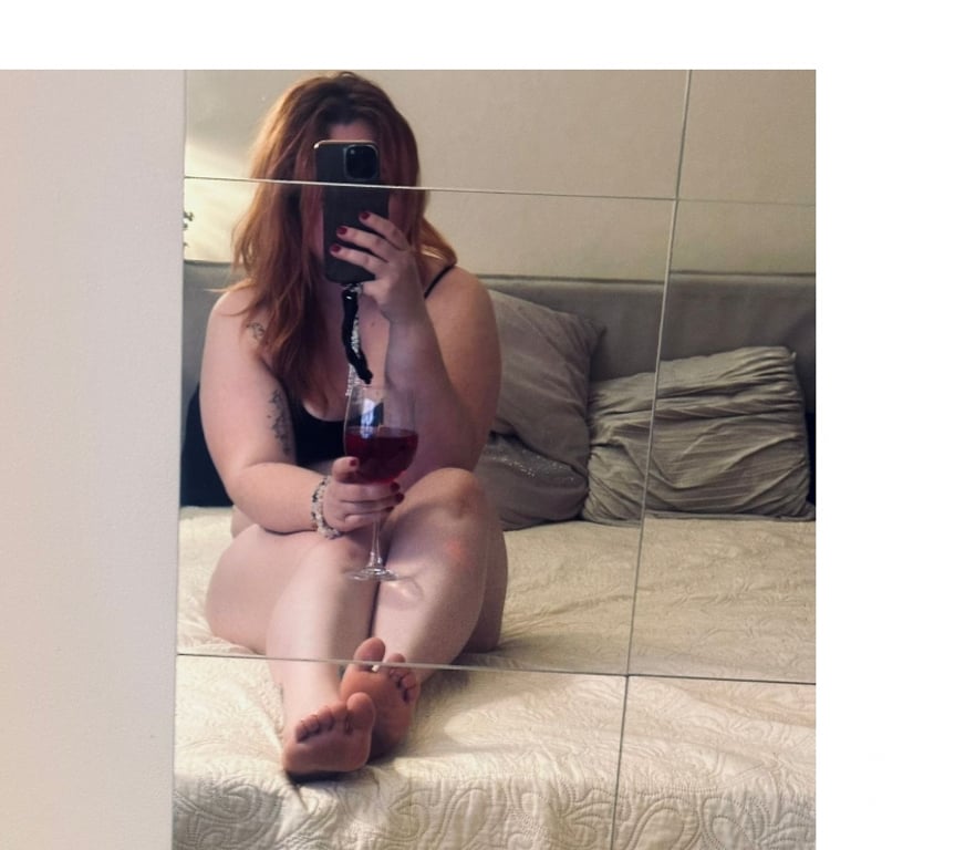 Escorts South West London Raynes Park - South West London - Photos for Hot Victoria best service