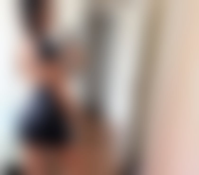 “Allison – Sophisticated, Graceful VIP CLASS