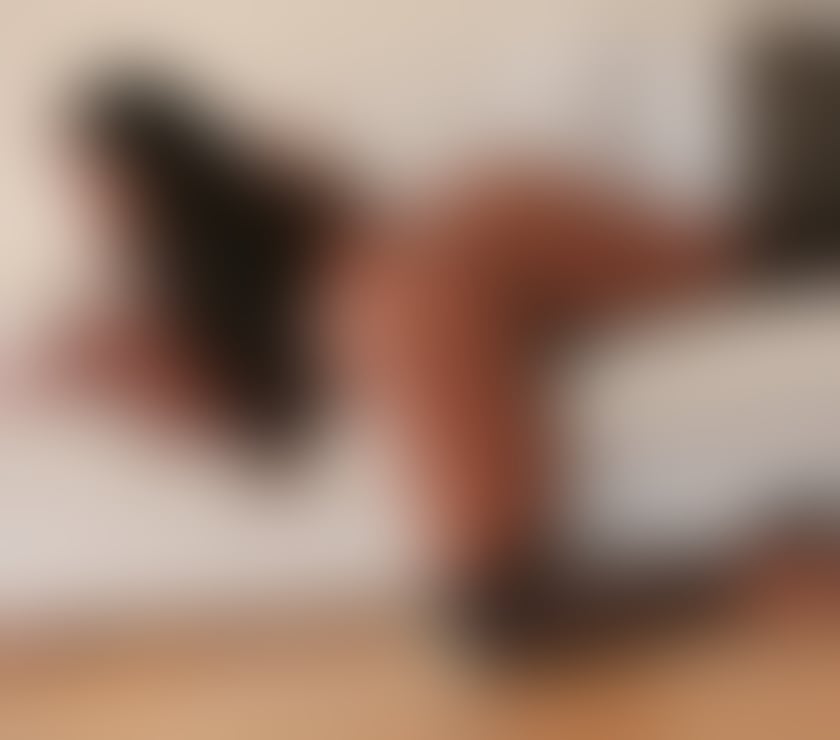 Escorts West London Shepherd`s Bush - West London - Photos for Thick, Sexy & Totally Irresistible 💋