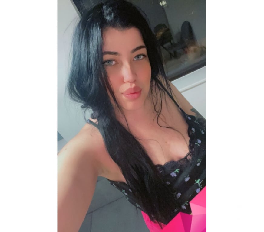 Escorts West Yorkshire Leeds - Photos for Maya ❤️new👄 party girls🍑💦best service