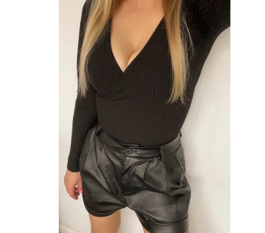 Adult Entertainment East London Havering - Photos for British busty babe