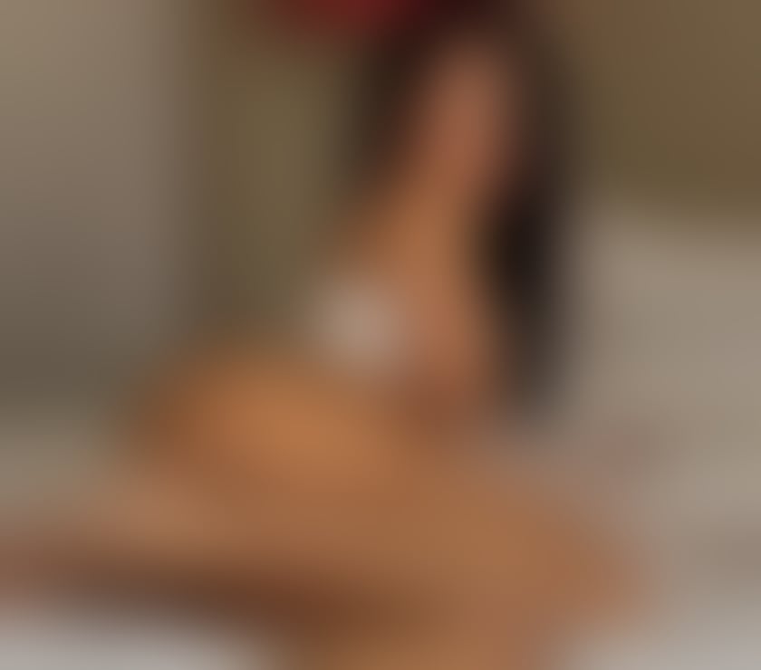 Escorts Essex Brentwood - Photos for Bella! New in town! ONLY OUTCALL