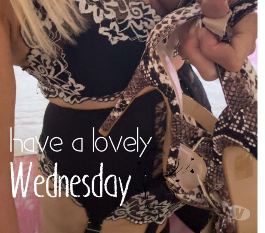 Escorts West Midlands Wolverhampton - Photos for Mature lady for discreet meetings love life