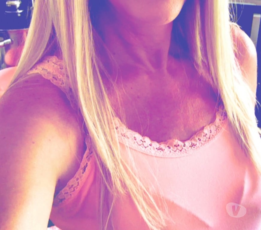 Escorts West Midlands Wolverhampton - Photos for Mature lady for discreet meetings love life