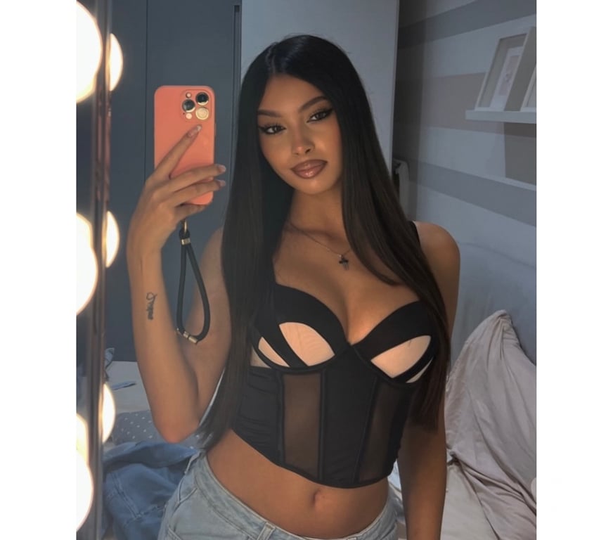 Escorts Hampshire Southampton - Photos for 💋🇧🇷🌟 New in Town Tati🌟🇧🇷💋 Hot GFE