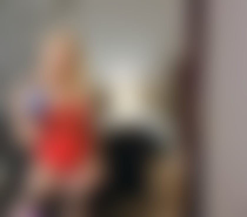 Escorts Derbyshire High Peak - Photos for Beautiful Tall Curvy Blonde Lady In The Peaks & Cheshire