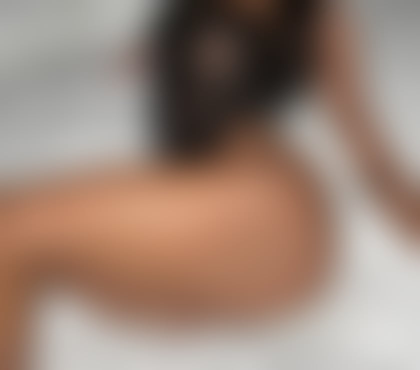 Escorts West London Ealing Broadway - West London - Photos for PARTY LINA FIRDT TIME 23 YO IN TOWN
