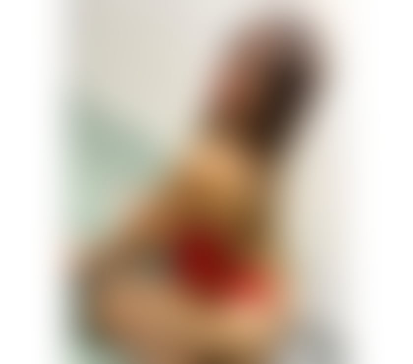 Escorts South West London Streatham - South West London - Photos for SOPHIE, a slender, accommodating, and party-loving