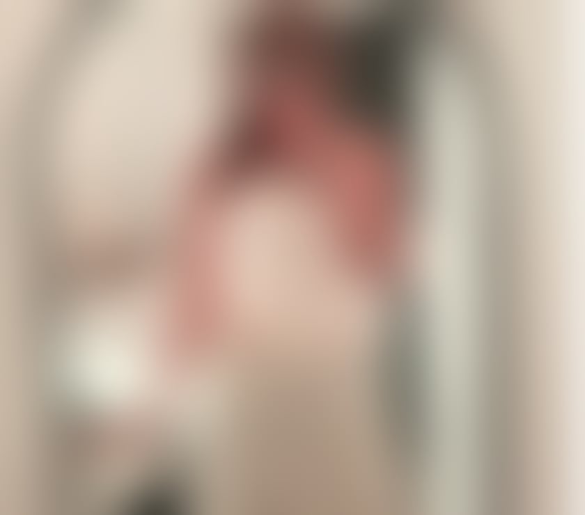 Escorts Wiltshire Swindon - Photos for Sophisticated Attractive Transsexual Versatile