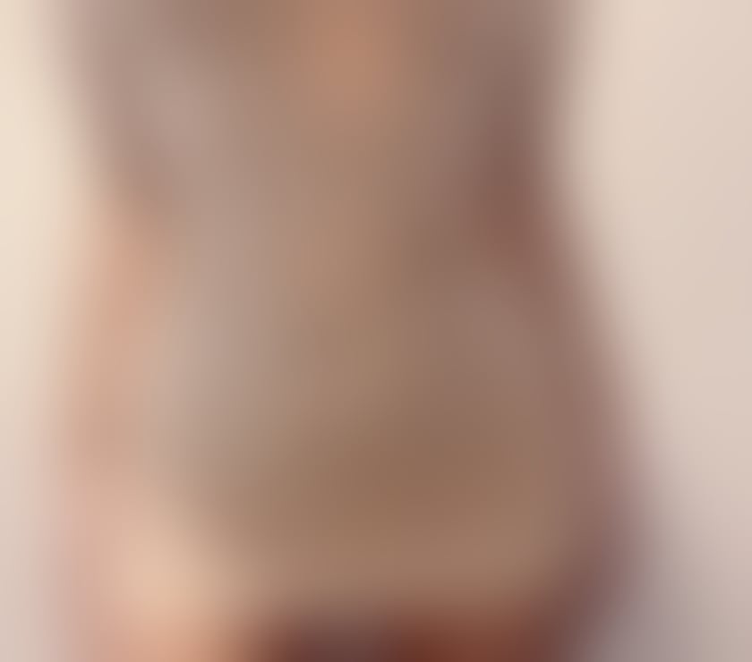 Late Night Outcall Slim Leggy Party Girl