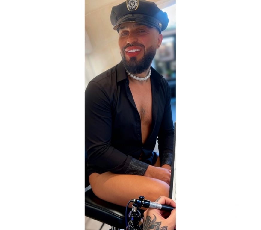  Gay massage Devon Exeter - Photos for Masage incall outcall any time call me baby